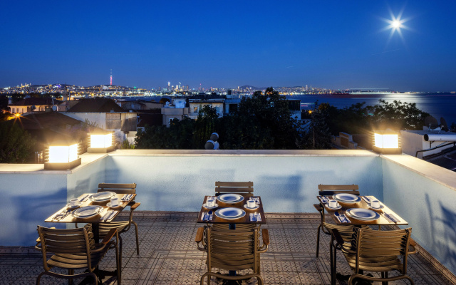 Home Quality Hotel