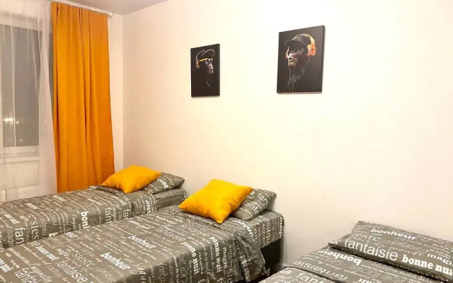 Апартаменты Pant House 7 Ватутинки на Чароитовой