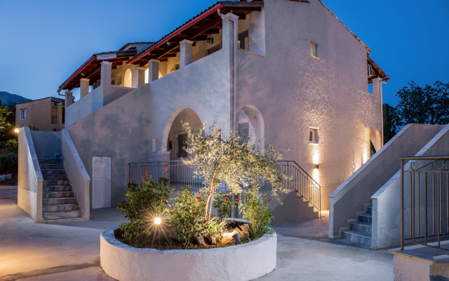 Dominoes Hotel Apartments