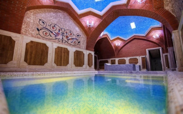Pool · Tbilisi — photo 28