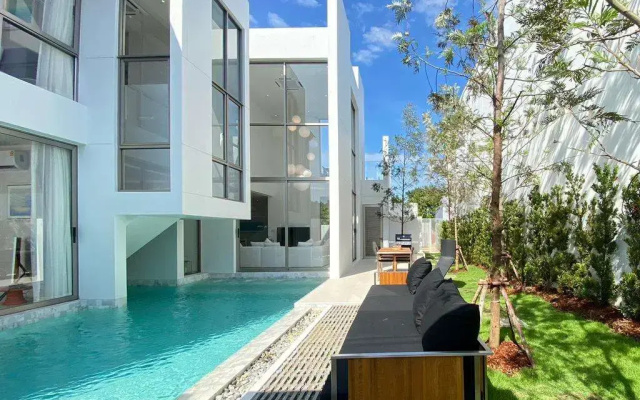 Вилла Luxpride Villa by Wallaya Villas
