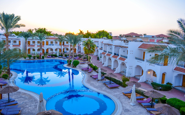 Курортный Отель Dive Inn