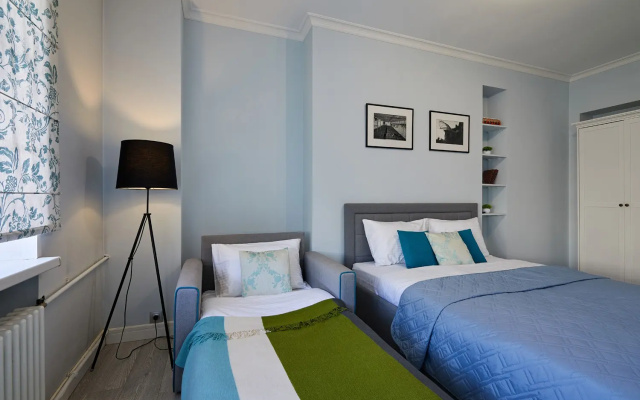 Квартира студия EasyGuest у метро Спортивная