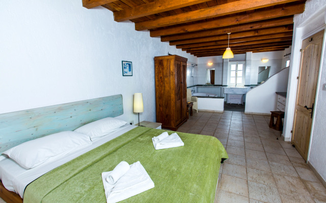 Villa Clarissa & Carmel’s View