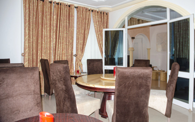 Отель Beach Sand Hotel & Resort
