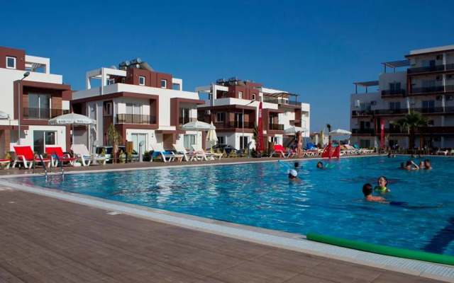 Апартаменты Long Beach Vacation Rental Homes