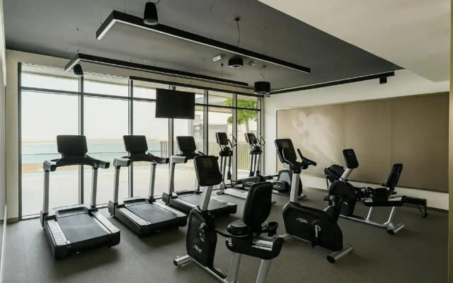 Апартаменты Palm View Flat at Beach Vista