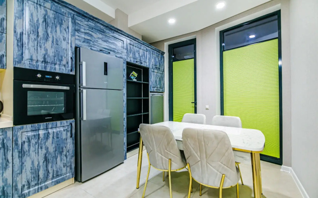 Апартаменты Sea View VIP on Sabah Residence