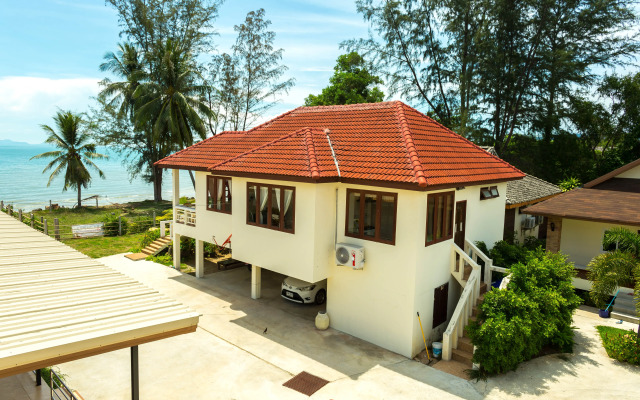 Курортный Отель Lipa Bay Residence