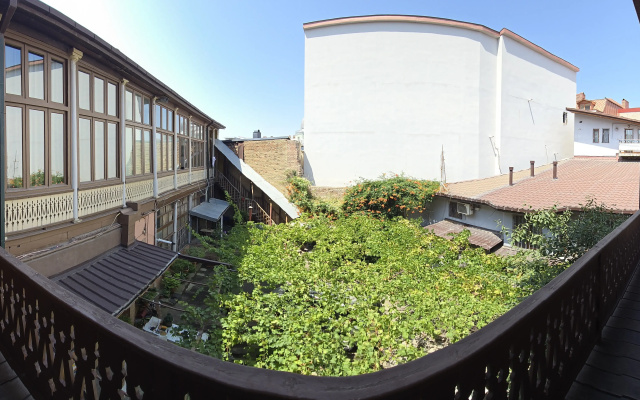 Grounds · Tbilisi — photo 13