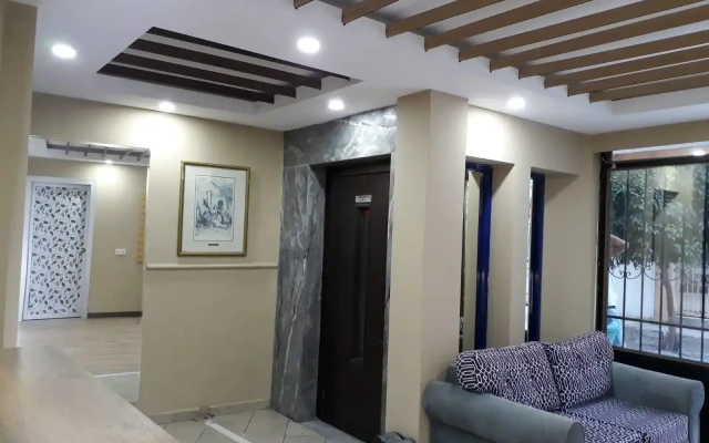 Nest Hotel