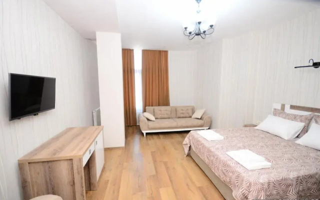 Guest rooms · Batumi — photo 32