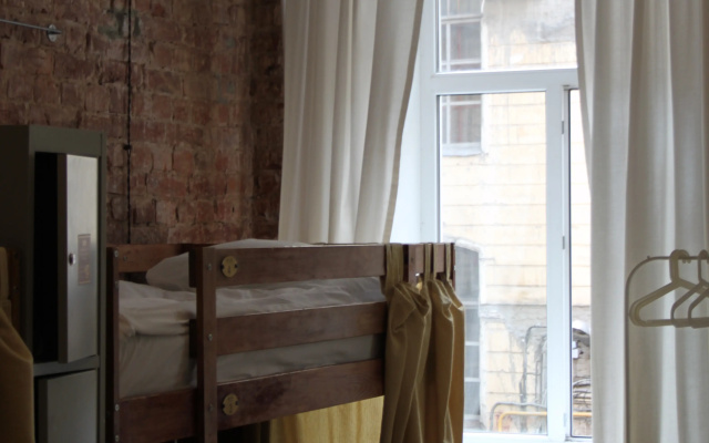 Меблированные комнаты Old Flat  на 1-ой Советской