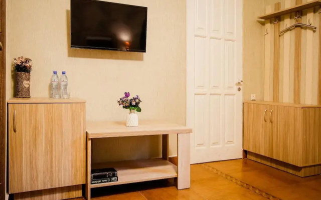 Guest rooms · Tbilisi — photo 12