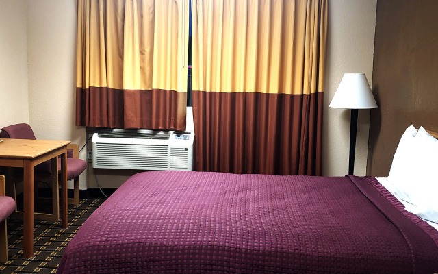 Отель Coratel Inn&Suites Mankato