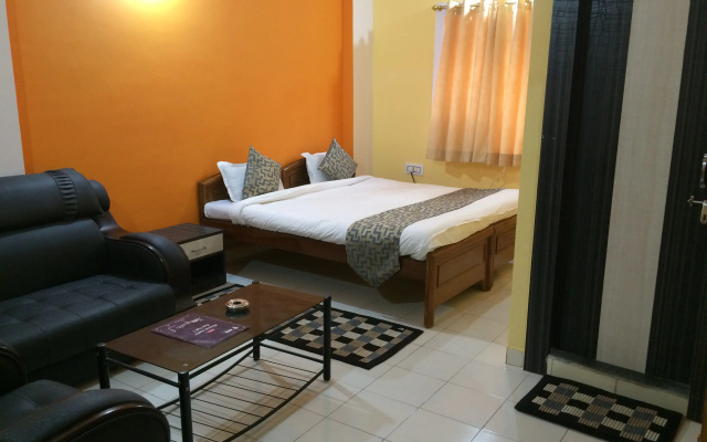 Отель Arham Inn