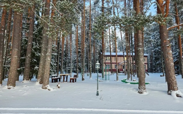 Отель База отдыха Заветное