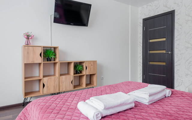 Квартира 1-к в центре на Ярмарочной 17 от RentAp, 5 сп.мест