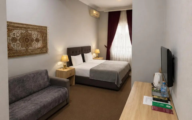 La Casa Nizami Boutique Hotel
