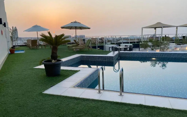 Отель Golden Tulip Muscat