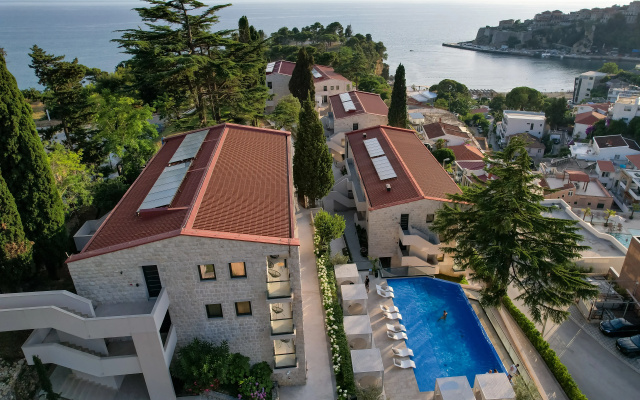 Отель The New Hotel Mediteran Villa Edition