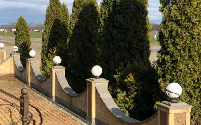 Отель Арт