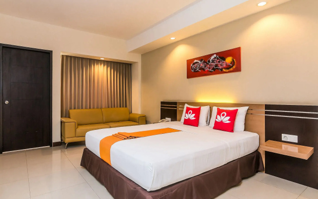 Отель ZEN Rooms Legian Dewi Sri