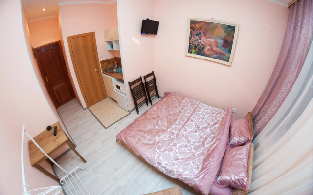 Majskij Guest House