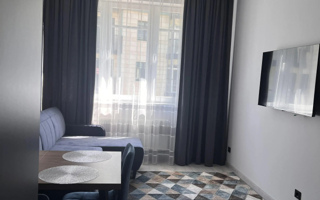 Квартира Lux Apartments