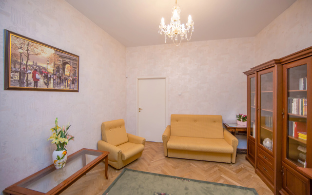 Апартаменты St. Isaak's 4 bedroom & 3 bathroom
