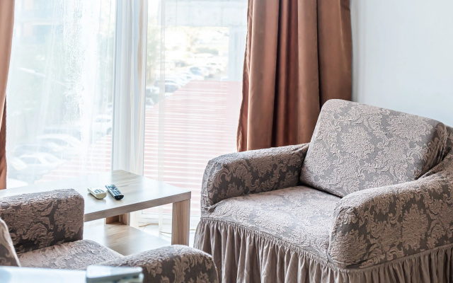 Guest rooms · Batumi — photo 30