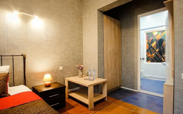 Guest rooms · Tbilisi — photo 17