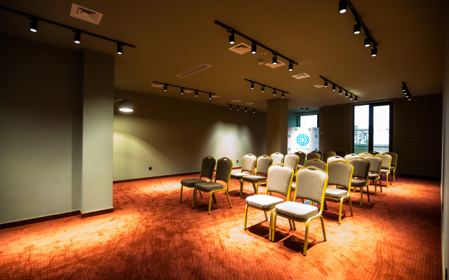 Business facilities · Tbilisi — photo 22