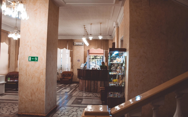 Отель Север