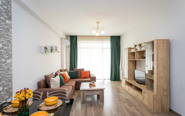 Apartments with a Scenic View of Mtatsminda and the City Skyline