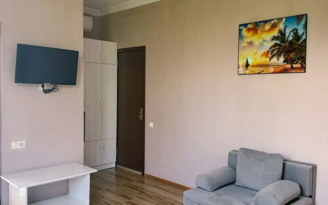 Sunny Days Guest House · Kobuleti — photo 32