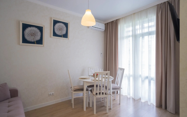 Апартаменты Red Apartments Арт Лайт Сити Ремарк