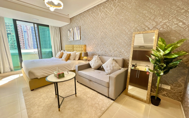 Апартаменты Cosmos Living Cozy Studio With Balcony