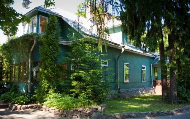 Гостевой дом Загородный клуб Аут