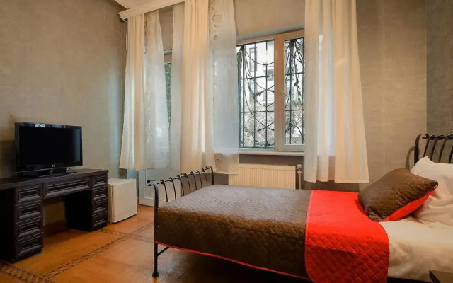 Guest rooms · Tbilisi — photo 10