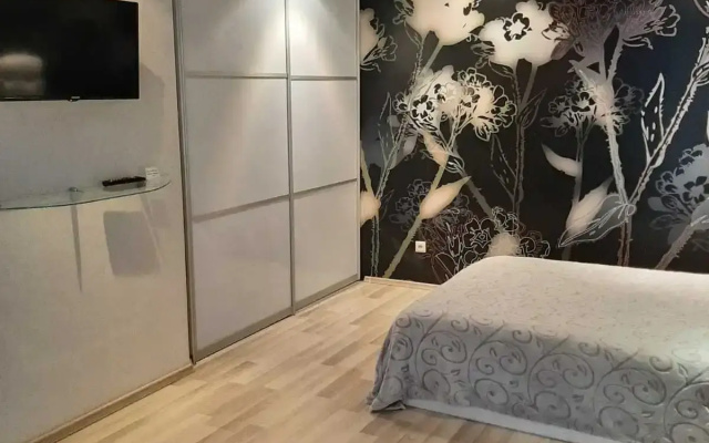 Апартаменты Романтика в центре Нижнего