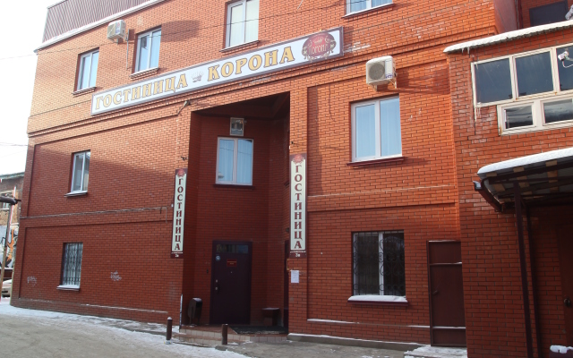 Гостиница Мини-Отель Корона в Сарапуле отзывы, цены и фото номеров - забронировать гостиницу Мини-Отель Корона онлайн Сарапул вид на фасад