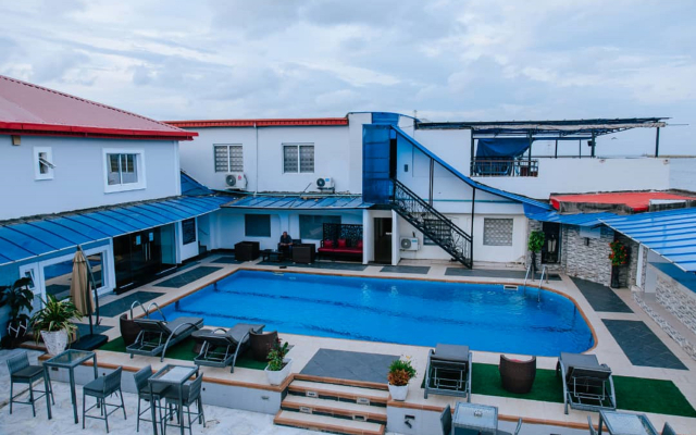 Отель Aries Suites