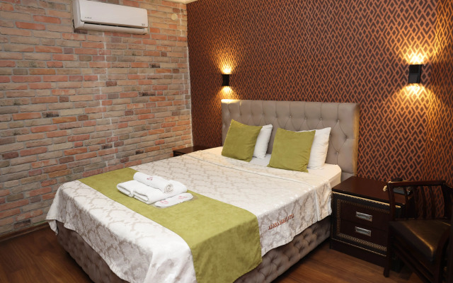 Отель Adana Saray