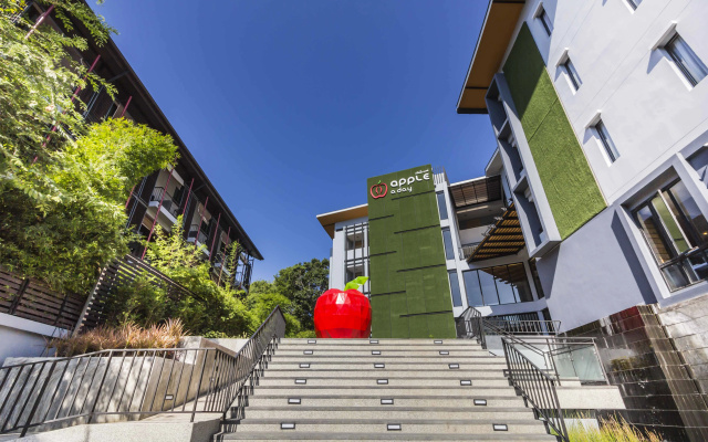 Курортный отель Apple A Day Resort