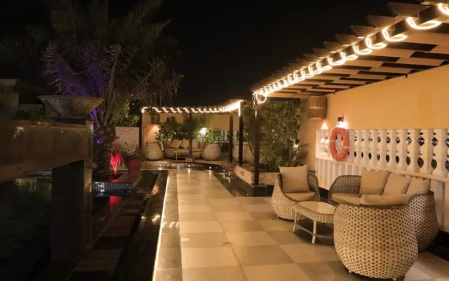 La Zona Continental Hotel