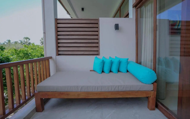 Отель Breeze Pasikudah Resort