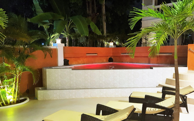 Вилла YAI LAND - The Tropical - Pattaya Jomtien