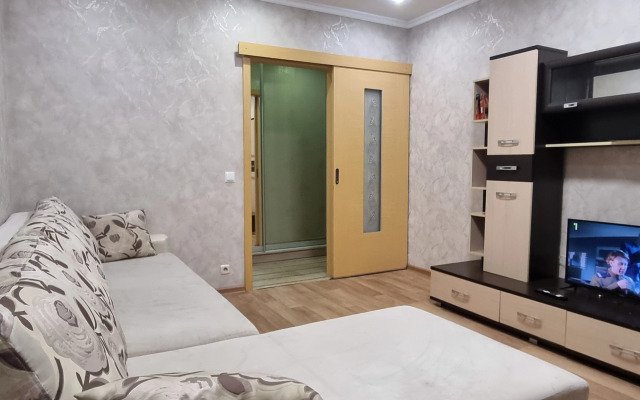 Квартира двухкoмнaтная в спальном районе