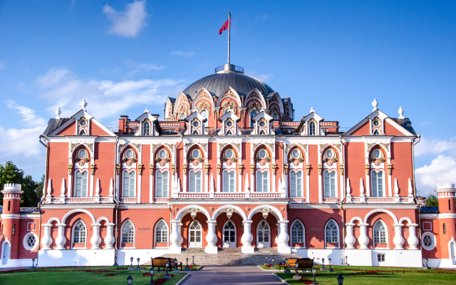 Гостиница Петровский Путевой Дворец развлечения